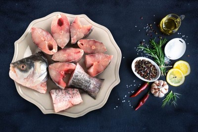River Katol Fish Steaks With Head Pieces (Size: 3.5kg)  কাটা-বাছা সকল উচ্ছিষ্ট বাদ দিয়ে রেডি টু কুক (পুরো ৩.৫কেজি মাছ)